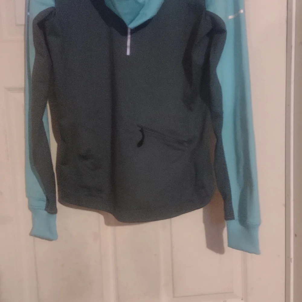 Woman's Nike Running Dri-Fit‎ thermal half zip hoodie size Medium - Picture 6 of 13